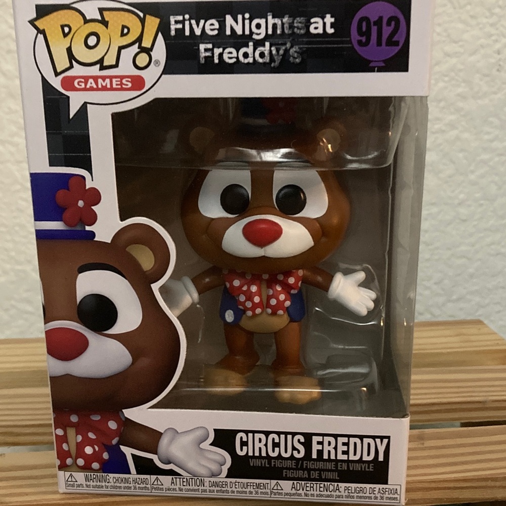 Funko Pop Circus Freddy in Red and Blue